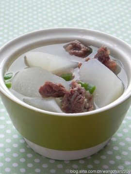 牛展白萝卜汤