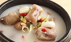 毛冬青豕希莶草猪脚汤