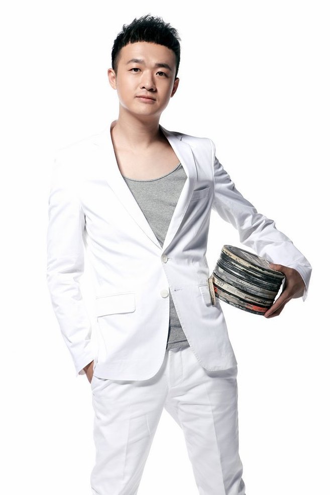 中文名 包贝尔 国籍 中国 民族 汉族 星座 金牛座 血型 ab型 身高